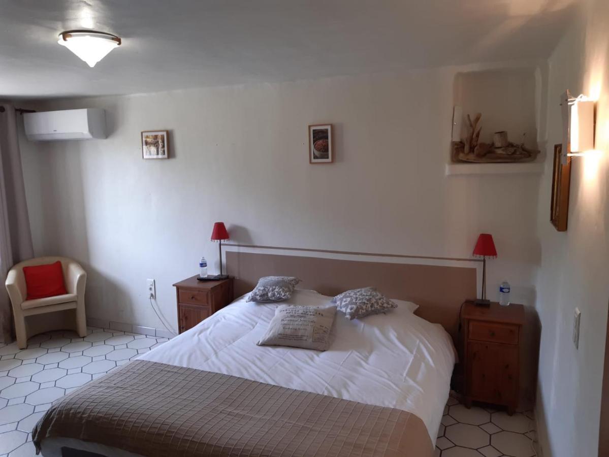Le Vieux Platane Hotel Cairanne Kültér fotó