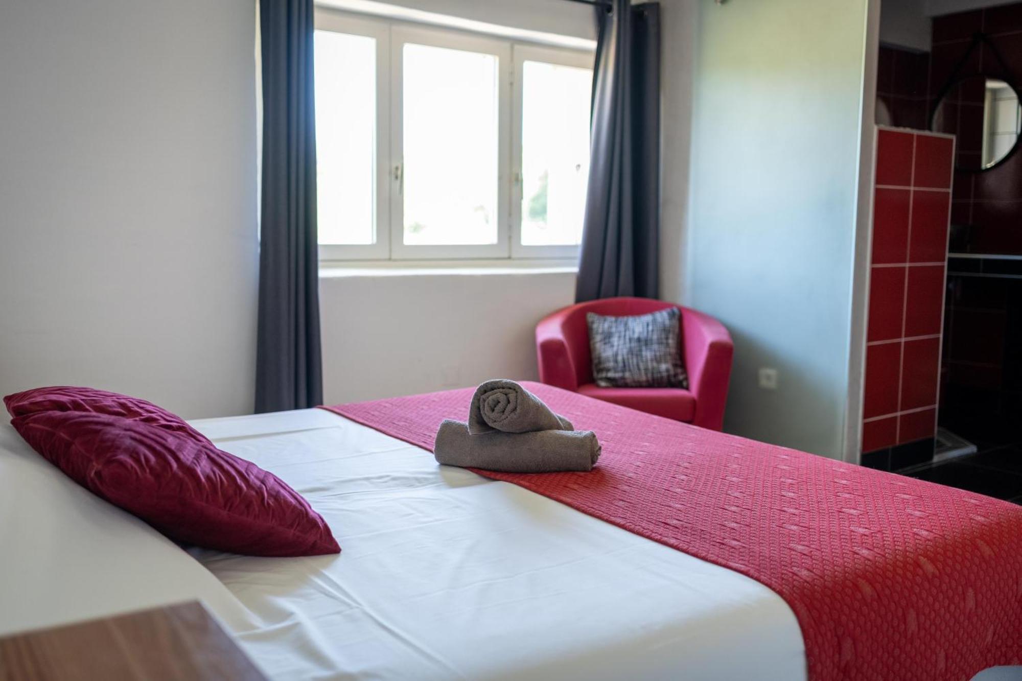 Le Vieux Platane Hotel Cairanne Kültér fotó
